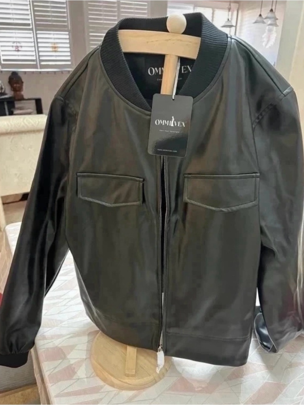 Men’s Black Leather Bomber Jacket